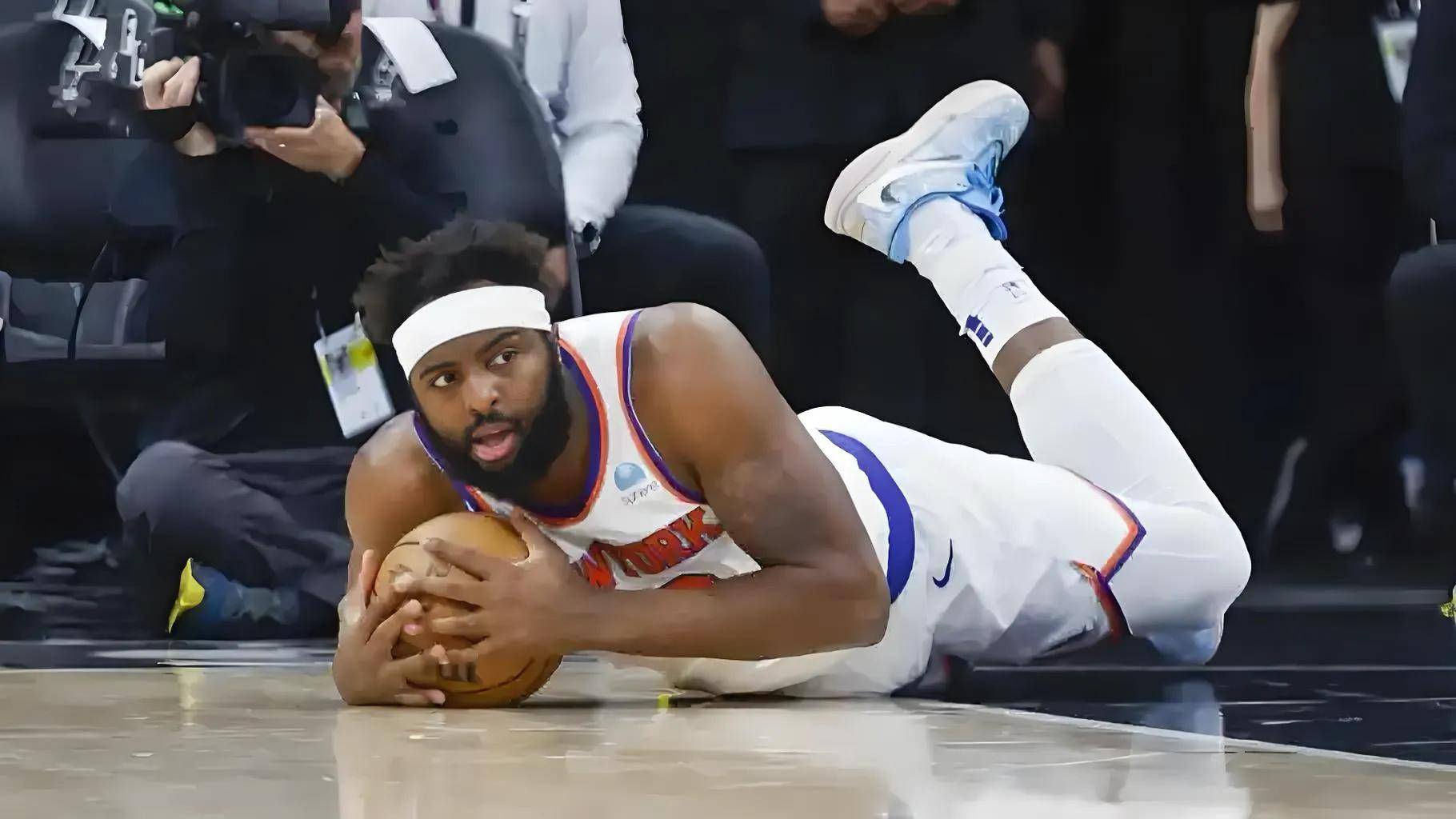 开云体育官方网站-包含步行者背水一战，篮网新秀崭露头角引期待的词条