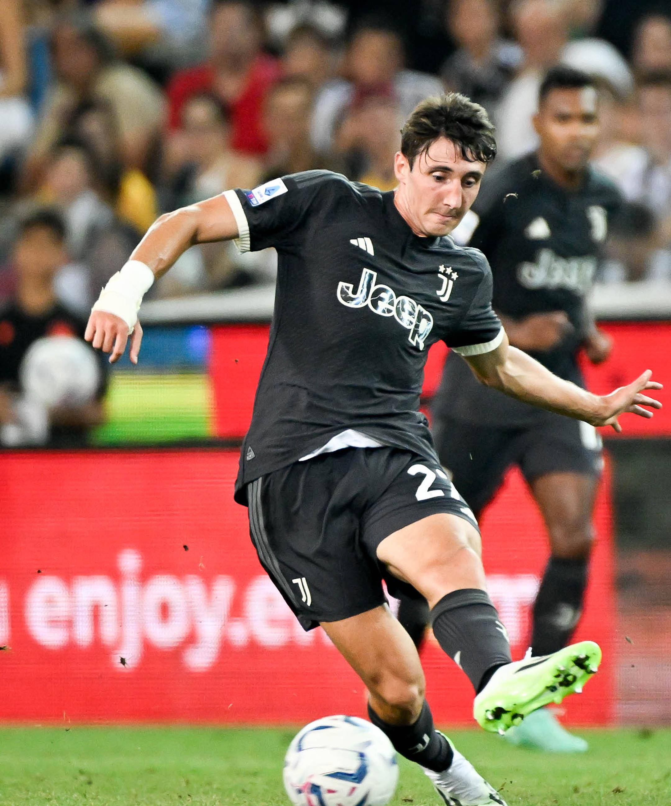 鲁尔区球队实力不俗，轻松击败对手的简单介绍