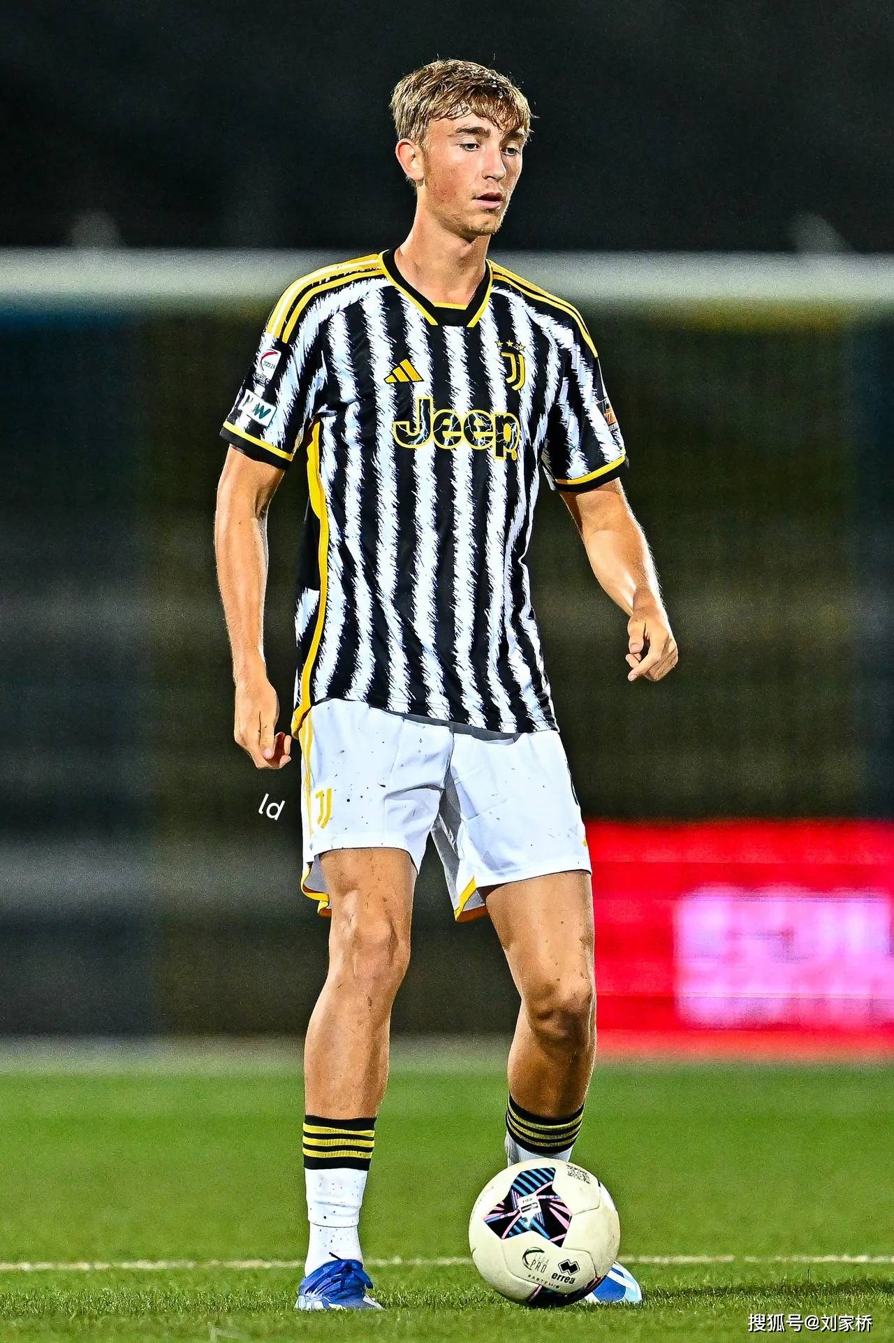 拜仁慕尼黑惜败尤文，遗憾出局欧冠