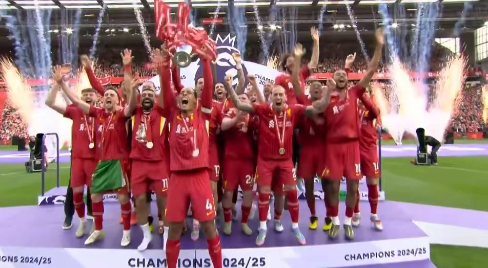 关于华登德斯菲尔德逆转曼联，欧冠席位堪忧的信息