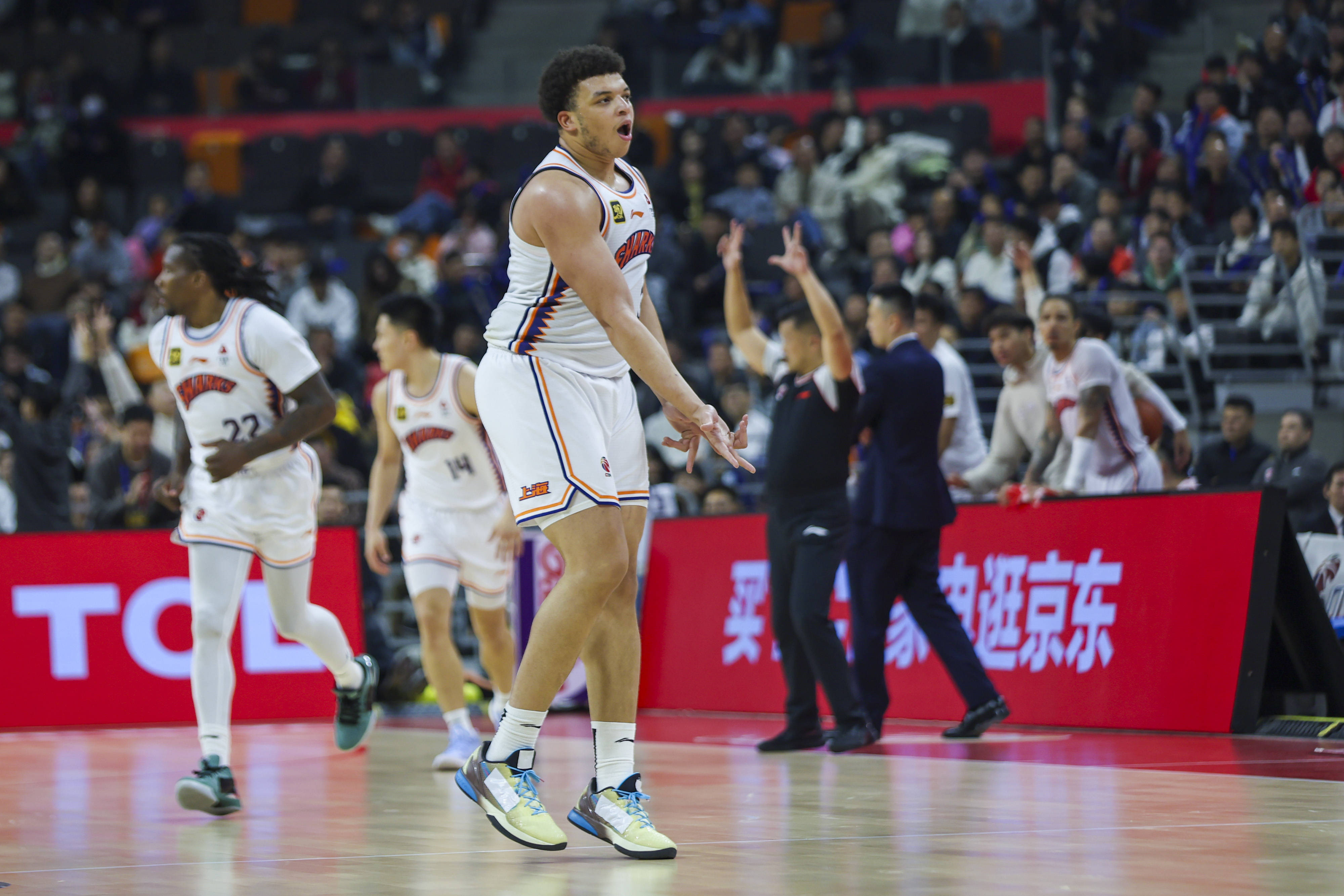 大庆队客场击败北控,开启连胜模式 大庆队客场击败北控,开启连胜模式