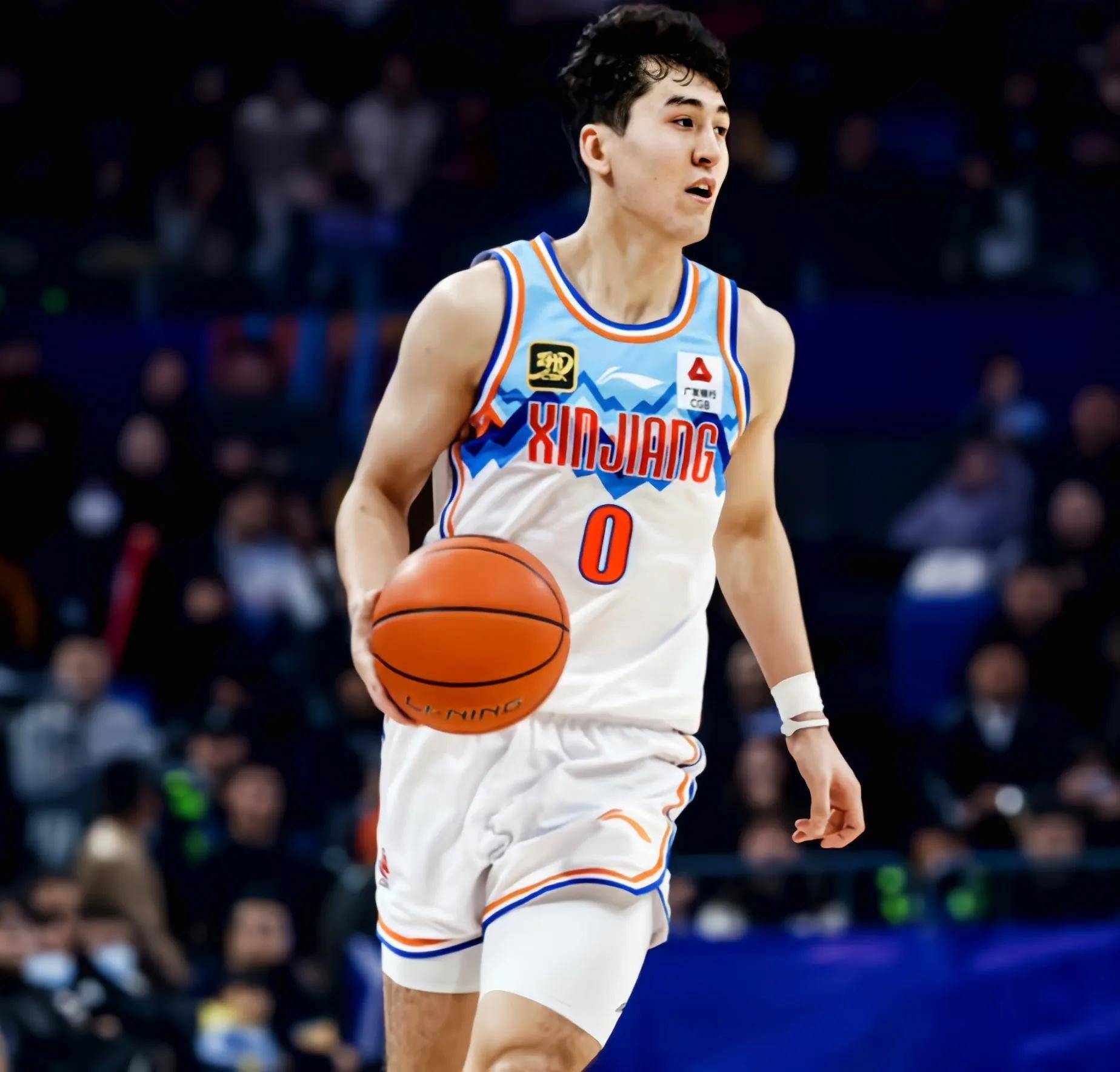 新疆男篮再获胜利，稳定在积分榜前列