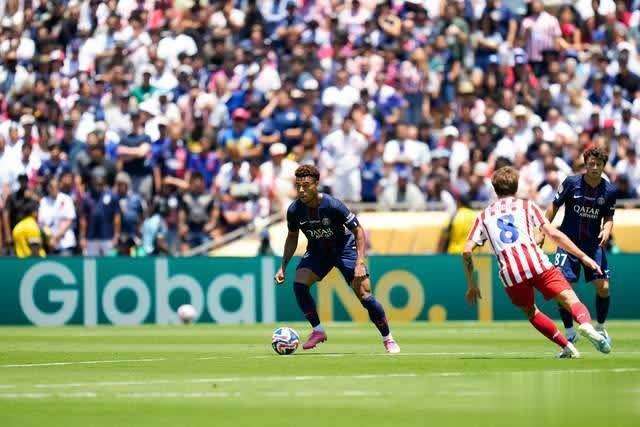 马德里竞技奋起反击，逆袭晋级下一轮比赛