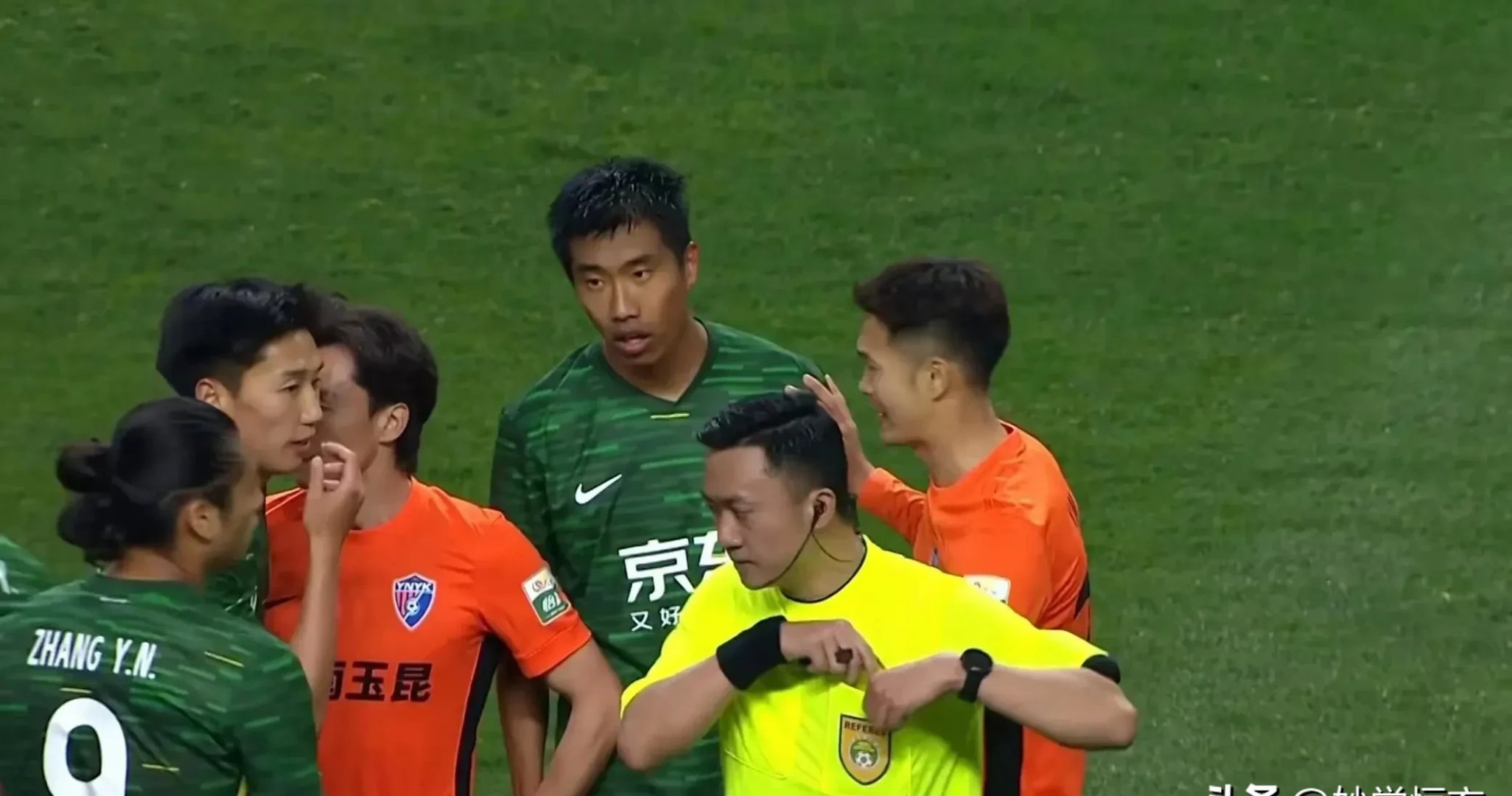 北京国安遭受连败,头球破门再失利 北京国安遭受连败,头球破门再失利