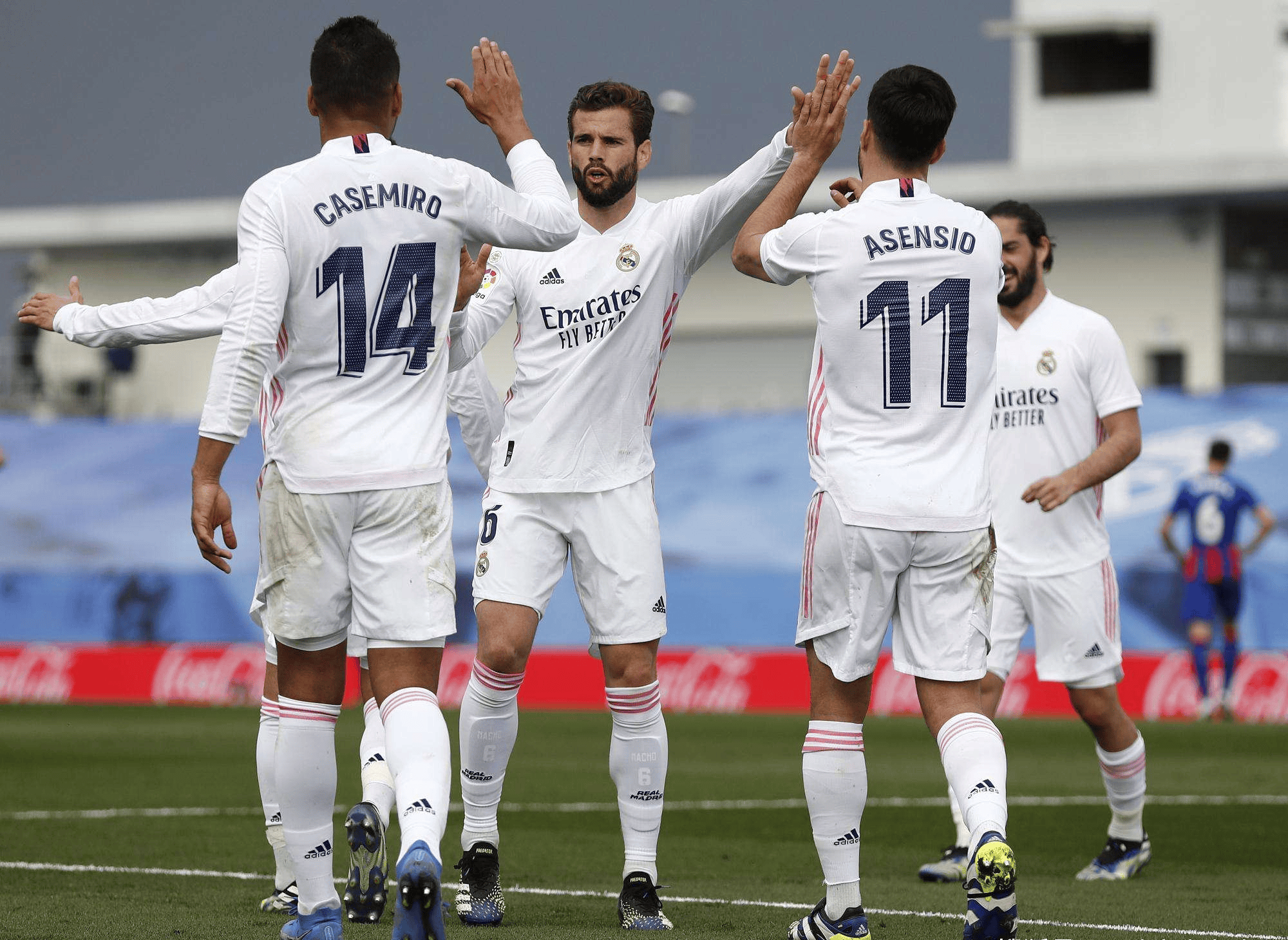 各展神通，欧洲足球赛场上各路劲旅展现实力