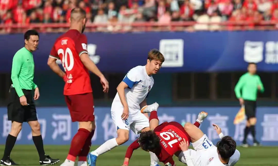 河南队力克对手，取得关键胜利