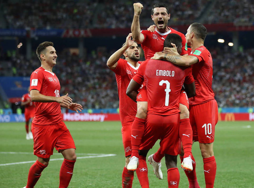 瑞士队客场惨败，欧预赛出线形势紧张