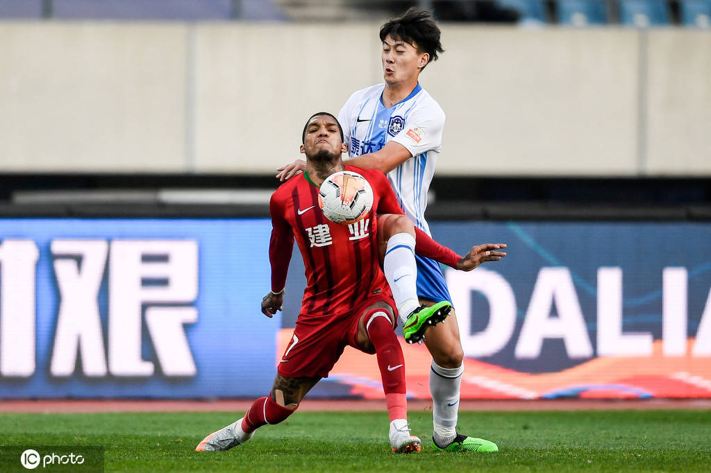 开云下载-天津泰达遭遇连败，保级压力不断增加