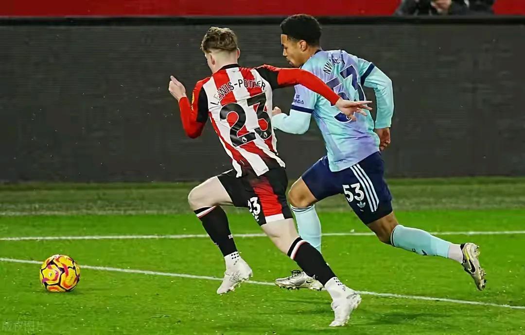 阿森纳客场惨败，整体排名下滑