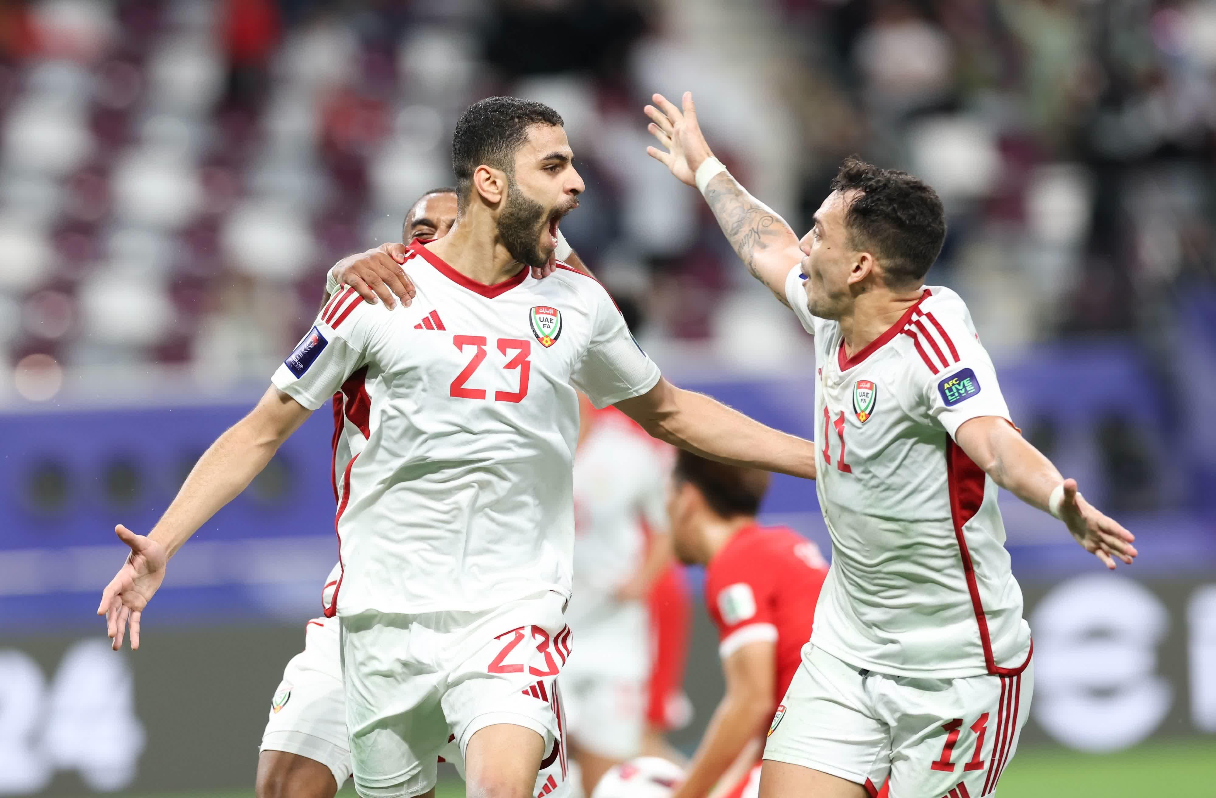 卡塔尔球队火力全开，横扫对手