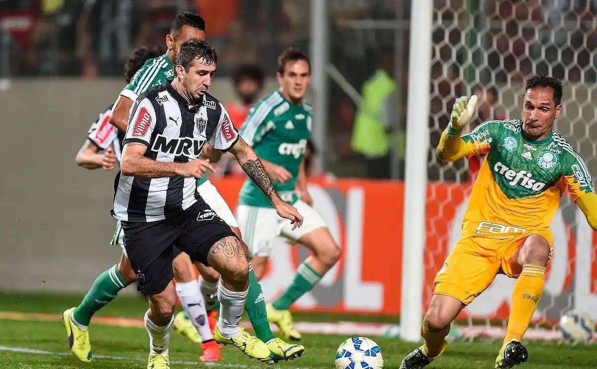 关于水晶宫表现不佳，遭遇连败困境的信息