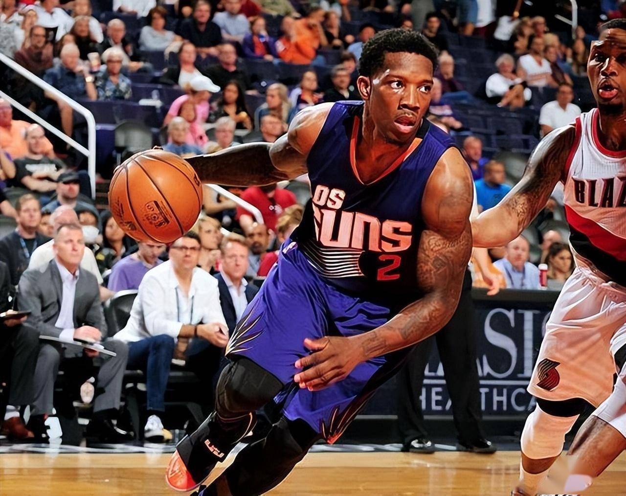 太阳队外援膝盖受伤,下场比赛恐告缺席的简单介绍 太阳队外援膝盖受伤,下场比赛恐告缺席的简单介绍