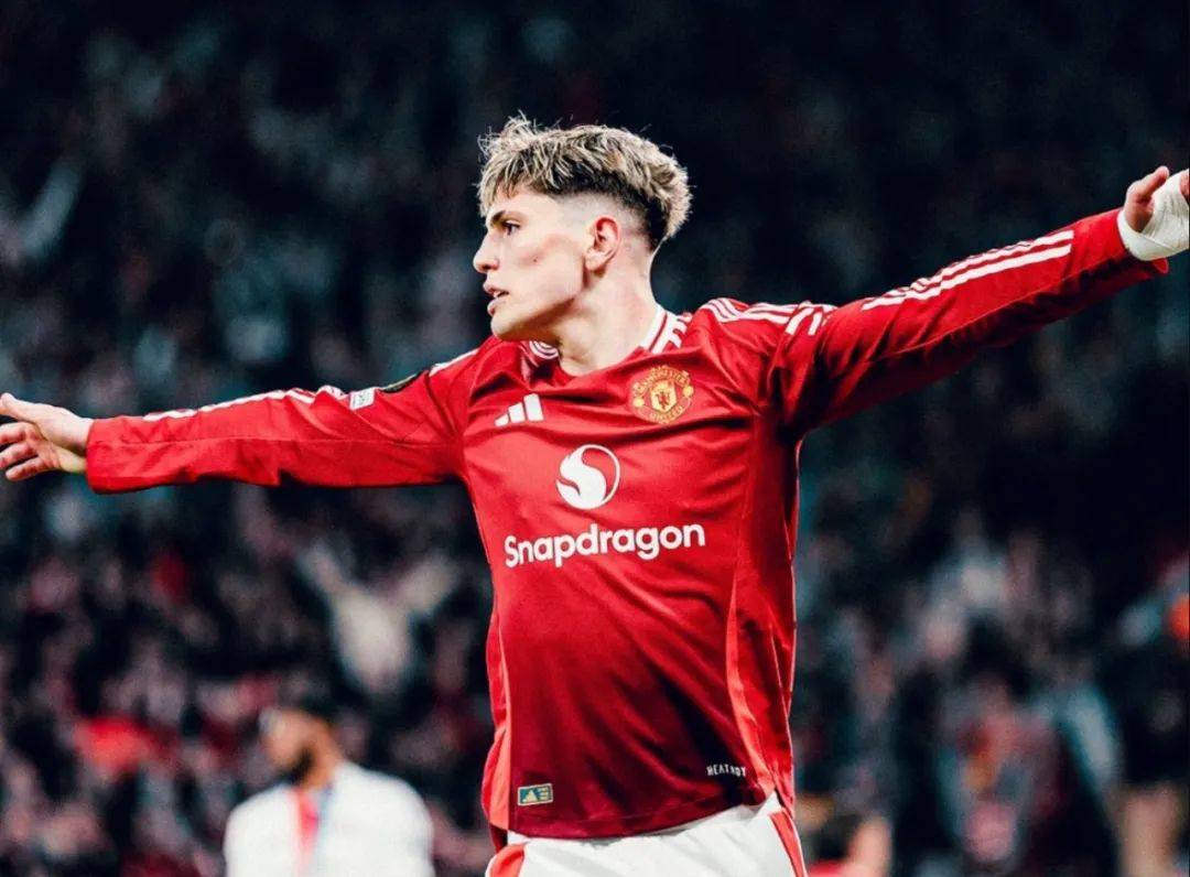 包含RB莱比锡中场大将感染新冠，将缺席下一场比赛的词条