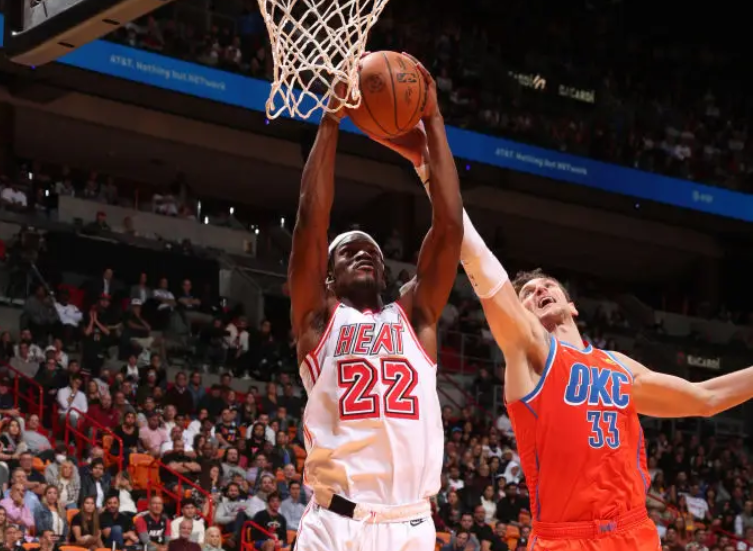 热火击败雷霆，巴特勒24+7带队奏凯