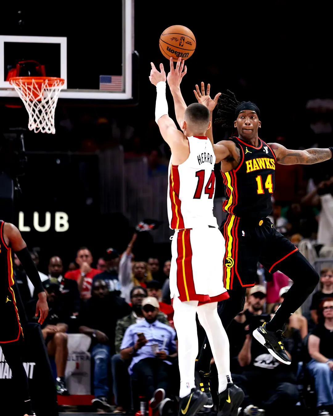 热火踩雷爵士，米切尔35分无法挽救