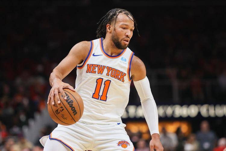 老鹰战胜尼克斯,终结败局 老鹰战胜尼克斯,终结败局