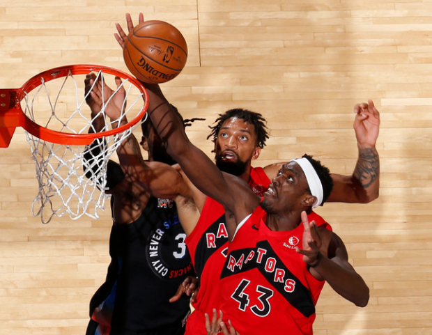 猛龙力克尼克斯，范弗利特砍下29分的简单介绍