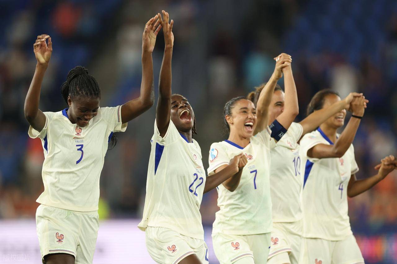 欧洲杯：法国队横扫瑞士队，晋级八强！