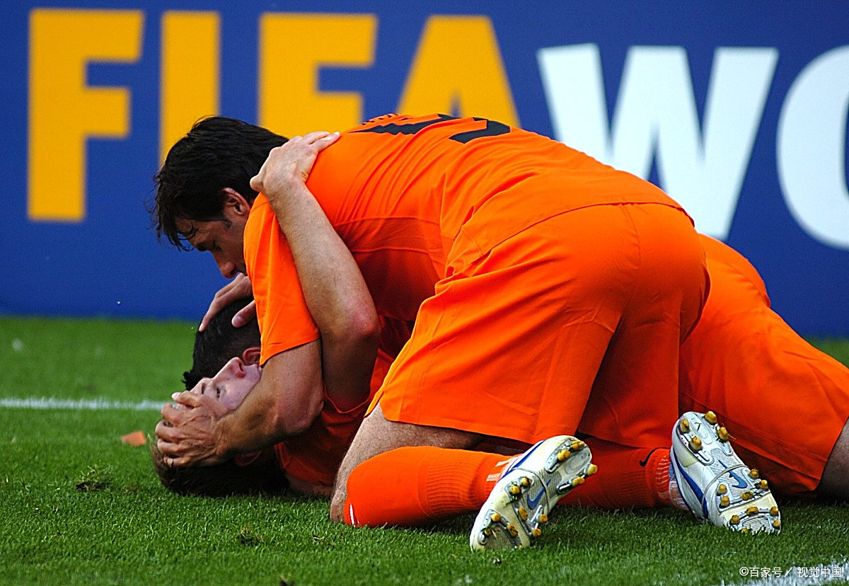 开云官网-骑士负于尼克斯，勒布朗表现平平