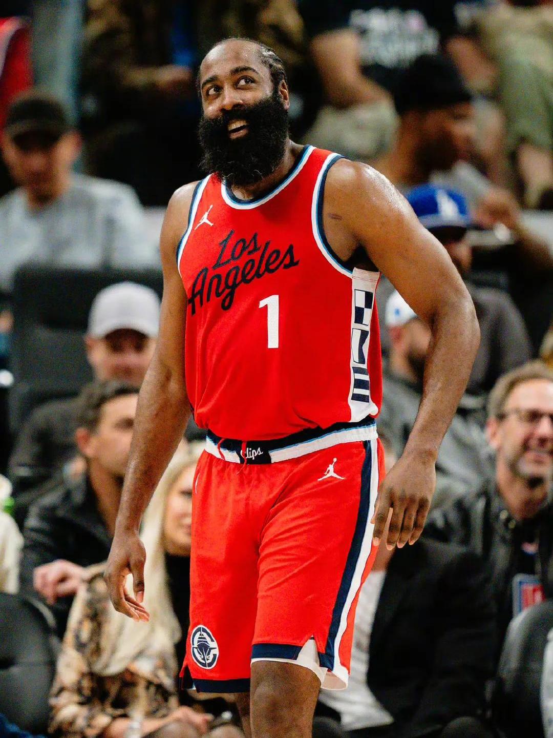 雷霆逆转掘金，哈登带队取胜